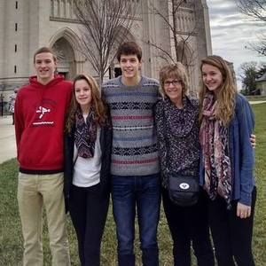 Meet your Posher, Alice